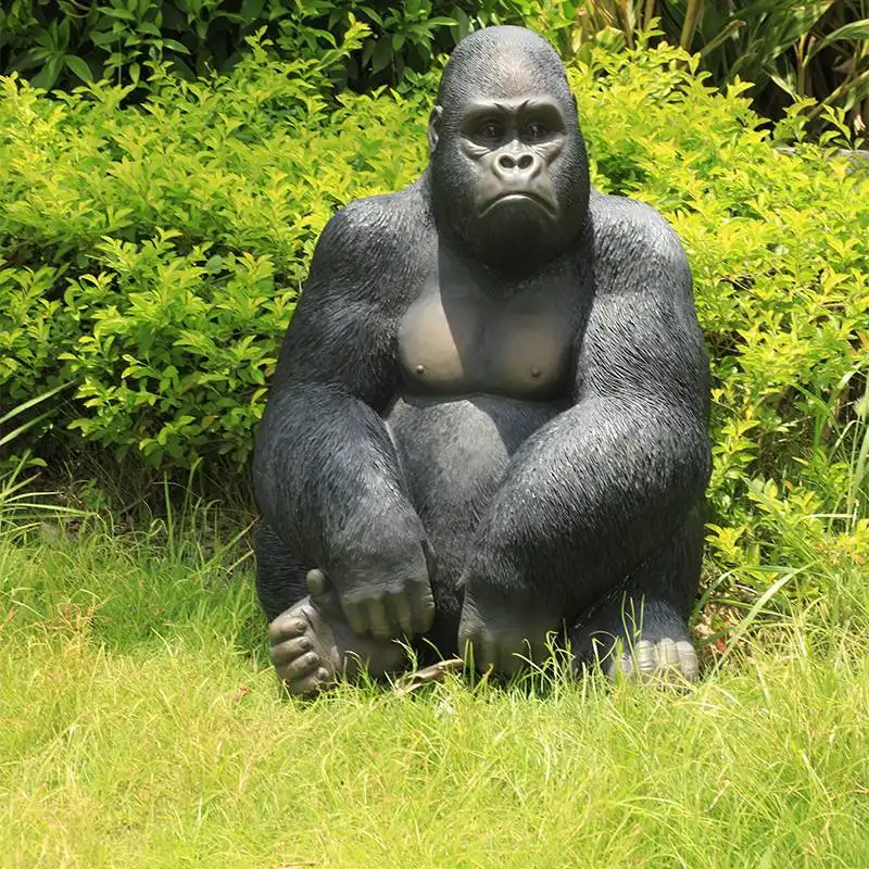 Offre Spéciale En Plein Air Parc Jardin Décoration Animaux En Fiber De Verre Gorilla Sculpture Grandeur nature En Fiber De Verre Sculpture Statue de Gorille