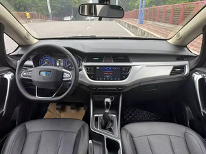 Auto Usado en Venta, Geely Vision X3 2020, 1.5L Manual Premium, SUV Compacto de 5 Plazas, Volante a la Izquierda, Autos Usados Baratos de China - Product Image 3