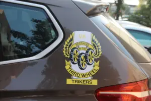 Imán personalizado para coche, pegatina para vehículo, logotipo troquelado de negocios, parachoques, cartel publicitario extraíble para furgoneta, camión, pegatinas magnéticas