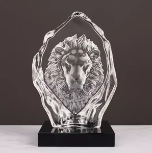 Trophée en cristal Iceberg médaille personnalisée créative <span class=keywords><strong>t</strong></span>ête <span class=keywords><strong>de</strong></span> <span class=keywords><strong>loup</strong></span> transparente aigle Lion <span class=keywords><strong>t</strong></span>ête <span class=keywords><strong>de</strong></span> tigre <span class=keywords><strong>loup</strong></span>-<span class=keywords><strong>garou</strong></span> tuer mémorial - Product Image 3
