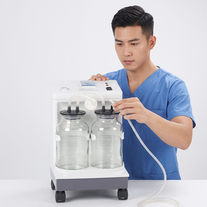 Aspirateur de crachats électrique avec aspiration de plus de 20 L/min, pliable, roulettes à 360° pour hôpital/salle de soins/clinique, soins à domicile, utilisation en extérieur - Product Image 1
