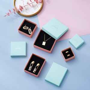 Cajas de Joyería de Papel Económicas al por Mayor, con Logotipo Personalizado de Lujo, para Pulseras y Collares, Empaque para Joyas - Product Image 4