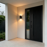 Portes pivotantes extérieures en aluminium de haute qualité Grandsea, modernes et durables pour l'entrée de villa, avec grille et fenêtre latérale
