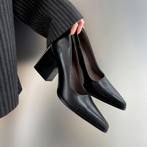 Spring new vintage pointed-<b>toe</b> low-<b>heeled</b> thick-soled <b>high</b>-<b>heeled</b> women's versatile business casual shoes - Product Image 1