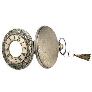 <span class=keywords><strong>Orologio</strong></span> <span class=keywords><strong>da</strong></span> Tasca Antico <span class=keywords><strong>Vintage</strong></span> con Cassa Grande in Ottone e Motivo Romano, Quadrante Grande in Lega di Zinco, Movimento al Quarzo, Stile Classico - Product Image 5