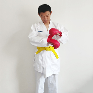 Vente en gros de logo personnalisé WKF Kyokushin <span class=keywords><strong>Arawaza</strong></span> <span class=keywords><strong>Kimono</strong></span> Kumite Gi <span class=keywords><strong>Kata</strong></span> uniforme pour équipement d'arts martiaux de karaté Smai - Product Image 1