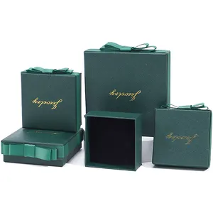 Scatola di gioielli quadrata con logo personalizzato all'ingrosso Han Hong scatola regalo con fiocco di carta verde collana orecchini anello portagioie