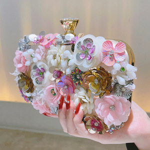 Nouvelle Pochette de Soirée Tendance pour Femme, Sac à Main Fleur Multicolore avec Chaîne, Sac à Bandoulière Fleurs 3D - Product Image 3