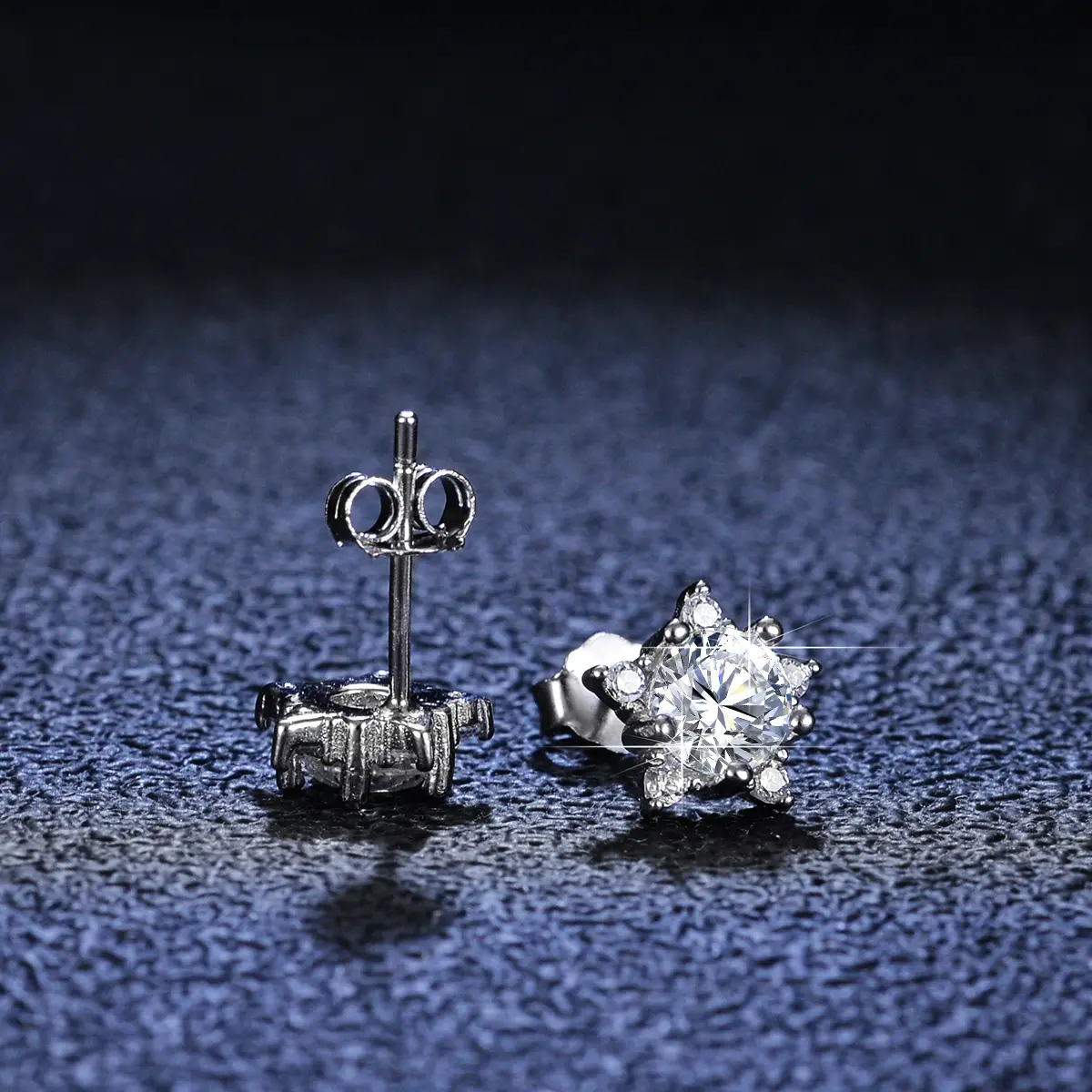 Moda 925 ayar gümüş mozanit pençe ayarı beş köşeli yıldız saplama küpe parti kızlar için güzel mücevher hediye