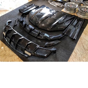 Adecuado para la modificación de fibra de carbono del URUS, juego completo de accesorios envolventes: alerón delantero y trasero. - Product Image 5