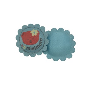 Logotipo de marca de <span class=keywords><strong>ropa</strong></span> <span class=keywords><strong>infantil</strong></span> personalizado Etiqueta de tejido relleno de forma especial de alta calidad - Product Image 2