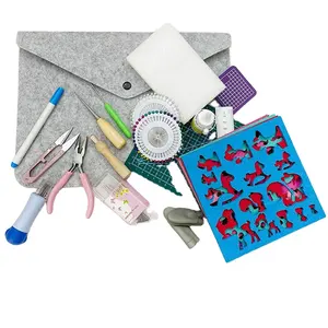 24-teiliges Craft-Felt-Set Anfänger DIY handgefertigtes Material Pack Wollfilz-Werkzeugzubehör-Set