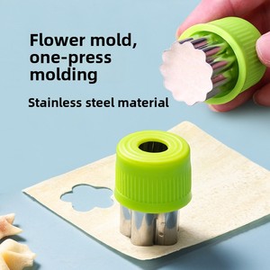 Ensemble de moules de cuisine pour la maison, <span class=keywords><strong>emporte</strong></span>-pièces pour légumes et fruits, moule à biscuits miniatures en forme d'animaux de dessin animé DIY - Product Image 4