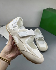 Zapatillas casuales de malla plateada con lentejuelas para hombre y mujer, modelo 2026, de alta calidad, tipo ballet, personalizables - Product Image 3