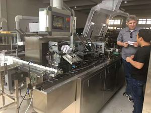 Máquina de empacotamento automática da garrafa da gota do olho com máquina da alimentação do desscrambler - Product Image 3