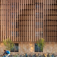 Pare-soleil horizontal elliptique moderne en profilé aluminium extrudé thermolaqué pour façade extérieure