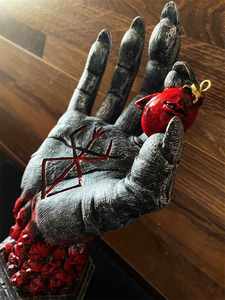 Statue en résine à motifs Légende du Vent de l'épée gothique, Main du Dieu <span class=keywords><strong>Berserk</strong></span>, pour décoration, cadeau pour hommes, Halloween, Chine - Product Image 4