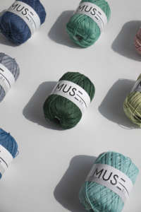 Hilo YARNA Muse (65g) 100% algodón texturizado, ecológico y natural, hilo Muse de larga duración, natural, para crochet, acogedor, cero residuos, algodón artesanal, colores vivos. - Product Image 5