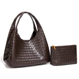 Venta Directa de Fábrica: Bolsos de mano con relieve estilo vintage, bolsos de hombro suaves y cómodos, y bolsos tipo cubo informales. - Product Image 6