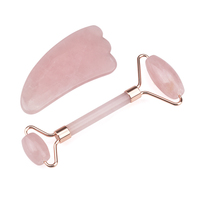 Rouleau de quartz rose en pierre de cristal rose naturel et grand corps gua sha pour le visage