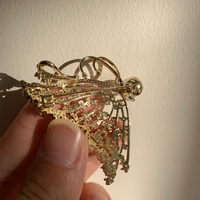 Broche élégante haut de gamme XILIANGFEIZI en coquillage naturel avec perle d'eau douce et zircon plaqué or, broche de mariage de luxe