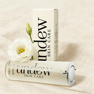 Sérum facial anti-âge UNDUE à la vitamine C avec acide férulique et vitamine E pour éclaircir et réduire les rides - Product Image 5