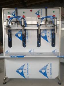 Macchina riempitrice semi automatica <span class=keywords><strong>auto</strong></span>-flusso quantitativa riempimento pasta <span class=keywords><strong>di</strong></span> miele attrezzature per inscatolamento a pressione - Product Image 3