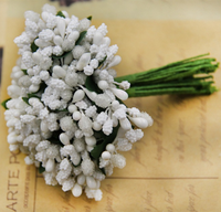144 pièces de fleurs artificielles avec tiges pour décoration de boîtes à dragées de mariage, perles et fleurs pour bricolage