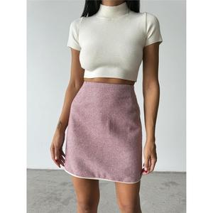Falda Corta de Cachemira Rosa para Mujer - Product Image 1