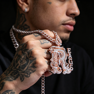 Pendentif de luxe en <span class=keywords><strong>argent</strong></span> sterling S925 plaqué or avec lettre initiale en moissanite pour homme, bijoux hip-hop - Product Image 4