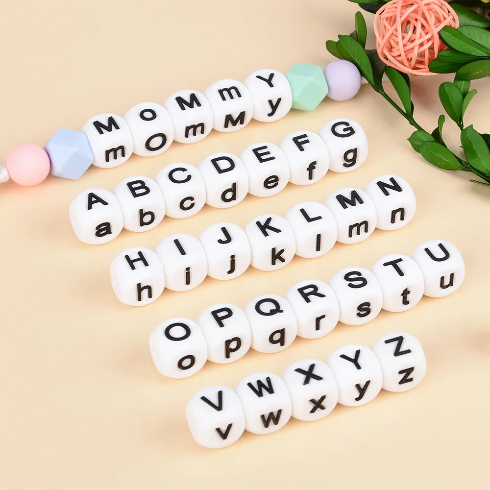 Perles d'alphabet simples en Silicone souple sans Bpa, lettres de qualité alimentaire, perles imprimées personnalisées pour la fabrication de bijoux