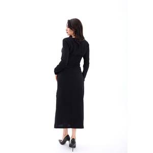 Robe fourreau noire élégante à col rond et manches longues, taille naturelle, style décontracté pour le bureau, en tissu tissé lavable, longueur mi-longue - Product Image 1