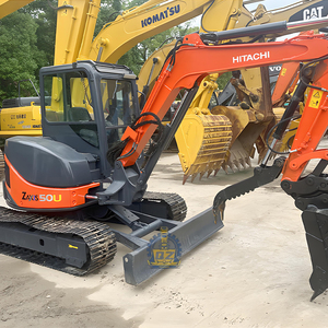 Mini Escavatore Usato HITACHI Zaxis 50U Girovago da 5 Tonnellate Giapponese ZX50 ZX50U di Seconda Mano per Paesaggistica - Product Image 3