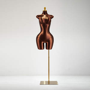 <span class=keywords><strong>Mannequin</strong></span> de vitrine demi-corps <span class=keywords><strong>grande</strong></span> <span class=keywords><strong>taille</strong></span> pour femme, avec <span class=keywords><strong>buste</strong></span> et hanches courbes, idéal pour la présentation de robes de mariée, <span class=keywords><strong>mannequin</strong></span> <span class=keywords><strong>grande</strong></span> <span class=keywords><strong>taille</strong></span> - Product Image 6