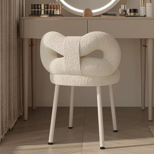 Vente en gros de chaises de <span class=keywords><strong>studio</strong></span> de maquillage en bois personnalisées portables et professionnelles meubles de chambre à coucher cosmétiques personnalisés meubles de maison à usage général - Product Image 1