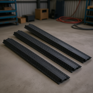 Set di 3 Protezioni per Cavi in Plastica da 39 Pollici per la Protezione del Cablaggio - Product Image 2