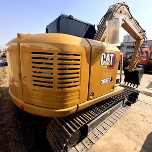 Mini-excavatrice CAT 308E d'occasion, 8 tonnes, petite pelle sur chenilles pour travaux agricoles et de construction routière, très demandée - Product Image 4