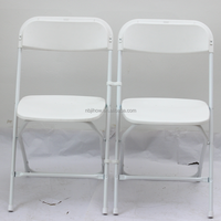 Chaises pliantes d'extérieur portables en métal noir et blanc à dossier plat, design moderne, garantie 1 an, idéales pour les événements