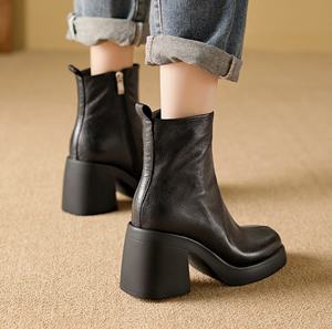 Nuevas botas de moda vintage de color sólido con punta en pico y cremalleras laterales simples para mujer, a media pantorrilla - Product Image 4