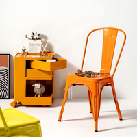 Chaise empilable orange pour restaurant, hôtel, bar, style industriel antique, acier inoxydable, 8 kg, mobilier vintage pour la maison