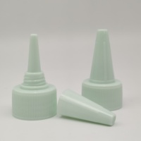 Bouchon à vis réutilisable en plastique anti-fuite de 24 mm avec bec verseur long et embout poussoir-tirant léger pour usage industriel chimique sur palette en carton