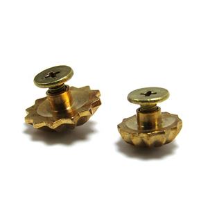 धातु पीतल वापस पेंच बांधनेवाला पदार्थ के लिए स्टड फूल डेज़ी Concho बटन सजावट - Product Image 4