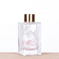 Bouteilles de diffuseur de roseaux en verre transparent carrées et rondes 50 ml-250 ml avec bouchon à vis poli Produits de soins personnels Parfum