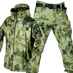 Custom Outdoor Warm Keeping Suit Camouflage Plush Thickened Suit Autumn And Winter Soft Shell Large Size Rushsuit Suit