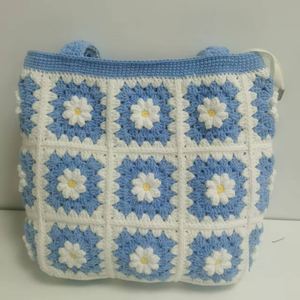 Sac fourre-tout en coton tricoté au crochet fait main pour femme, motif floral, style Amigurumi, sac de rangement décontracté, sac hobo ajouré, motif carré Granny Square - Product Image 2