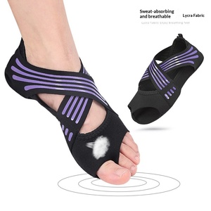 Chaussures de yoga pour femmes à semelle souple, légères, antidérapantes, en cuir et caoutchouc, pour Pilates, danse à cinq doigts, entraînement sportif, aérien et de printemps, à bout ouvert - Product Image 2