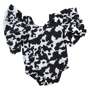 Combinaison imprimée à manches volantées, tie-dye, pour bébé, avec ourlets festonnés, unisexe, en coton biologique/polyester tricoté, à boutons-pression, vente en gros - Product Image 1