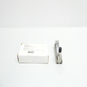 10A6134NB1B1X0 VariPLCle Débitmètres de zone pour air en m³/h à 0-10 PSI, 1/4 po NPT - Product Image 1