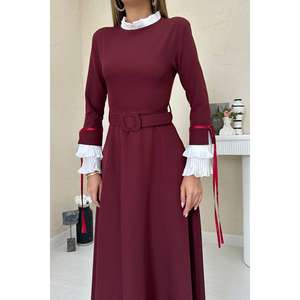 Robe de soirée bordeaux coupe trapèze avec manches contrastantes, taille naturelle, coupe confortable - Product Image 2