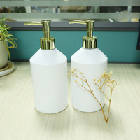 Bouteilles d'emballage cosmétique vides en PET de 580 ml pour sérum, lotion, gel douche, savon et shampoing